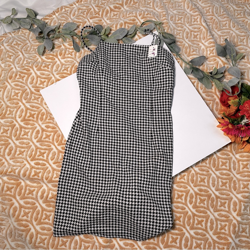 Akira Large Bodycon Dress NWT